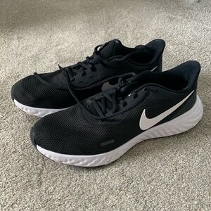 Nike Women’s Revolution Shoes